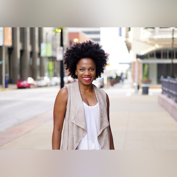 NWT Faux Suede Vest. CJ Banks Size 1X - Picture 2 of 7